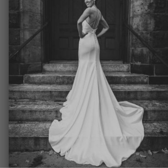 BHLDN Loretta Wedding Gown - Picture 9 of 12